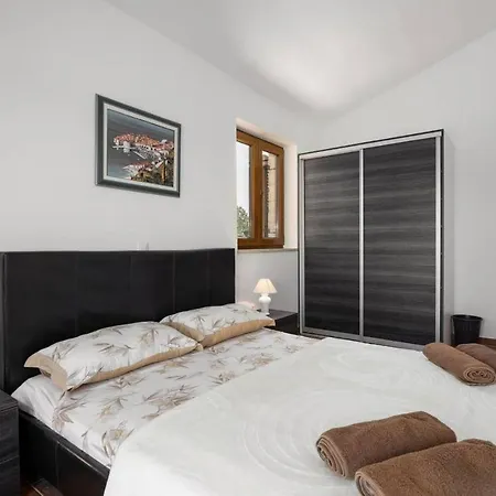 Holiday home Nidum *