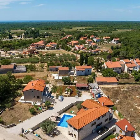 Nidum Porec